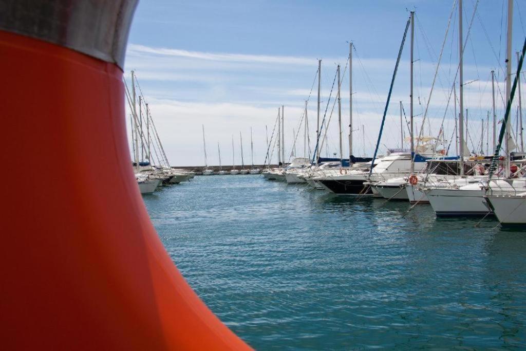 Casa Rosa Lucia Centrale Con Parcheggio Sanremo Bagian luar foto