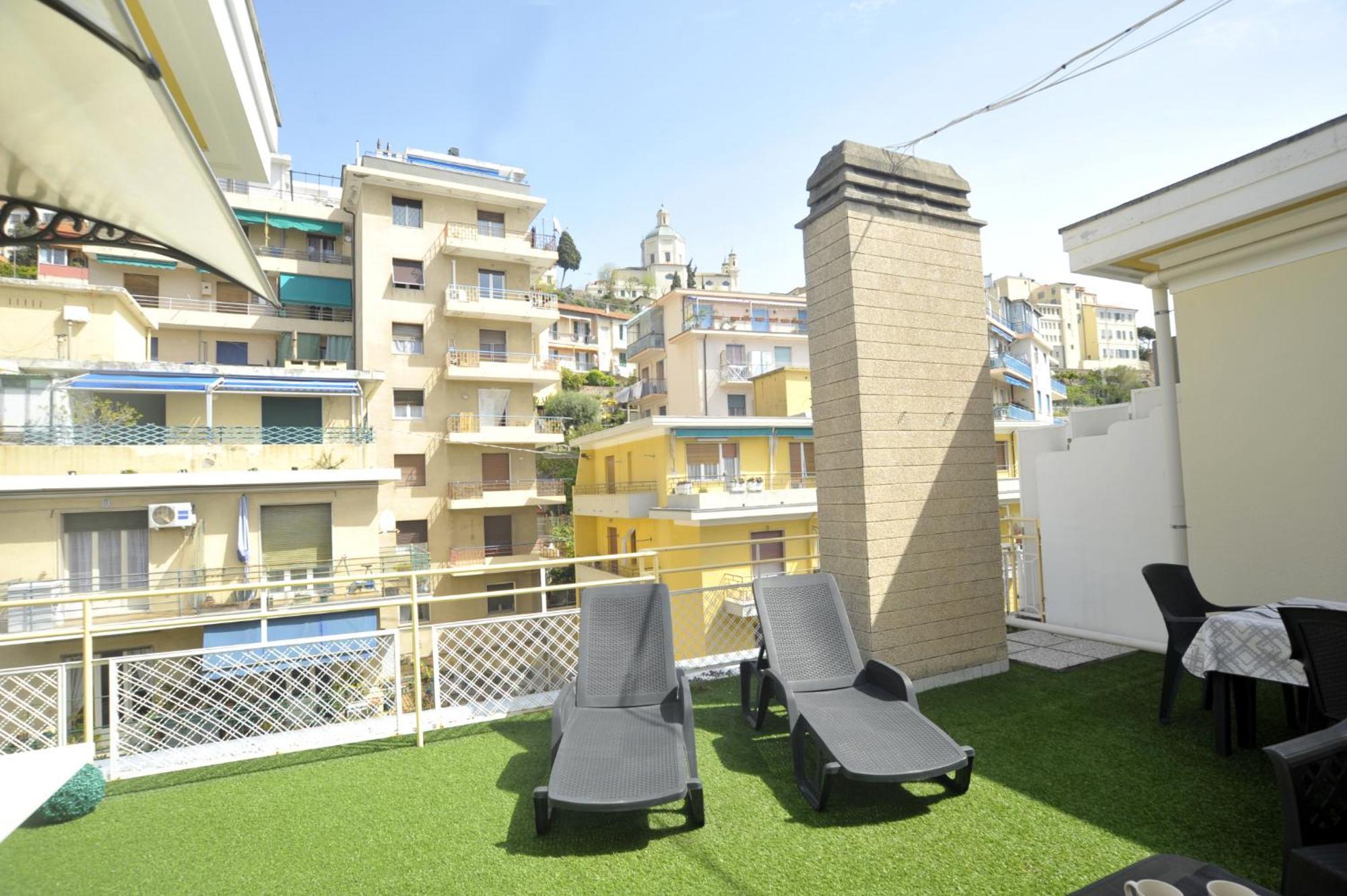 Casa Rosa Lucia Centrale Con Parcheggio Sanremo Bagian luar foto